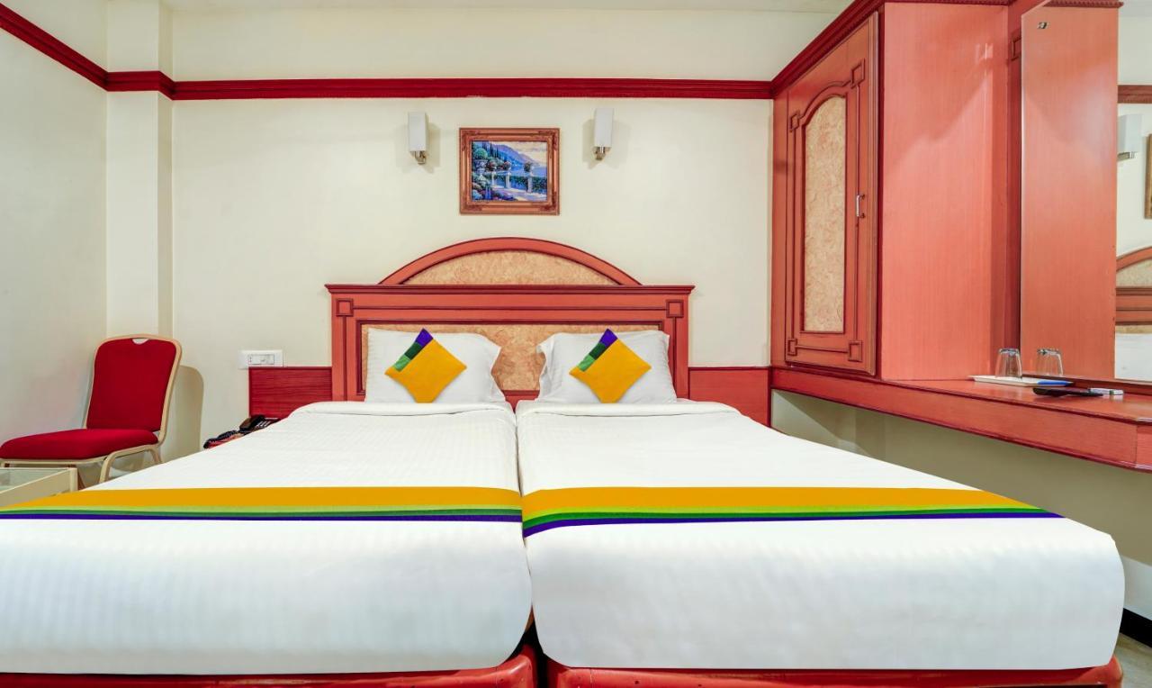 Itsy Hotels Coastal Grand Sathyam Fort Exterior photo