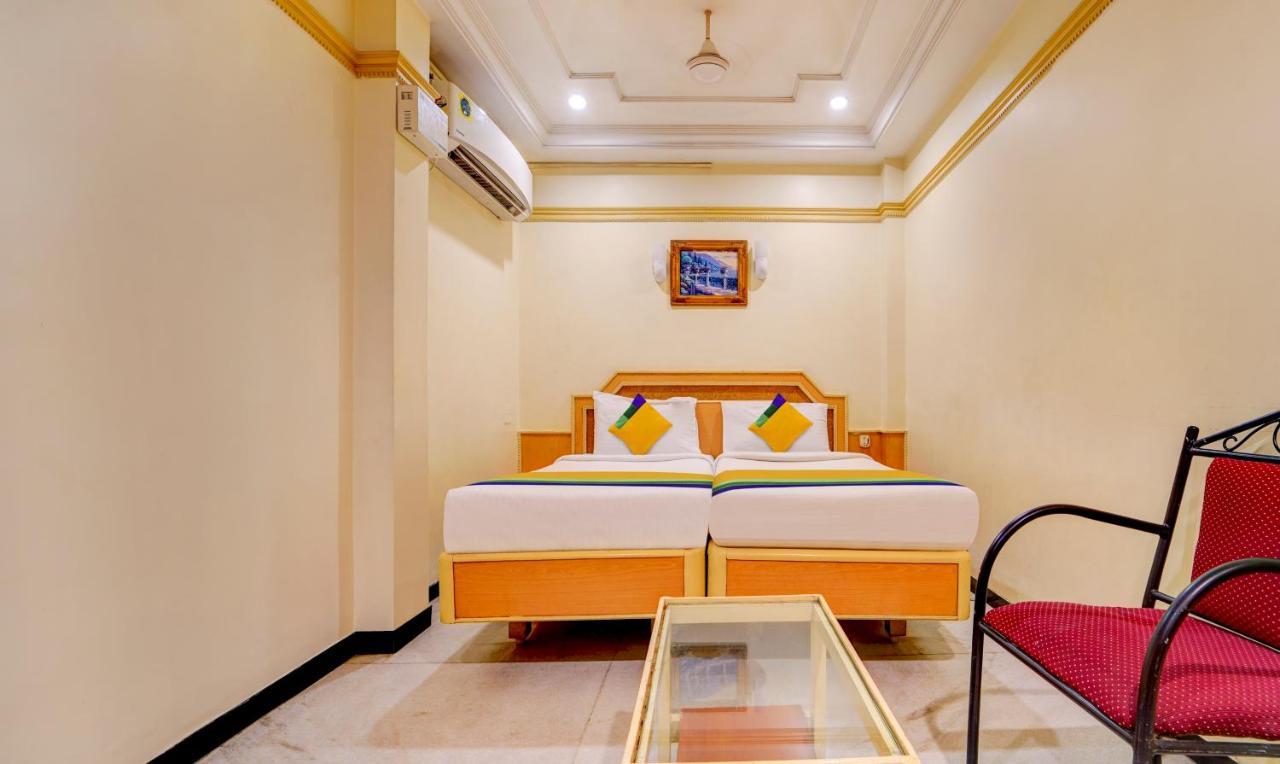 Itsy Hotels Coastal Grand Sathyam Fort Exterior photo