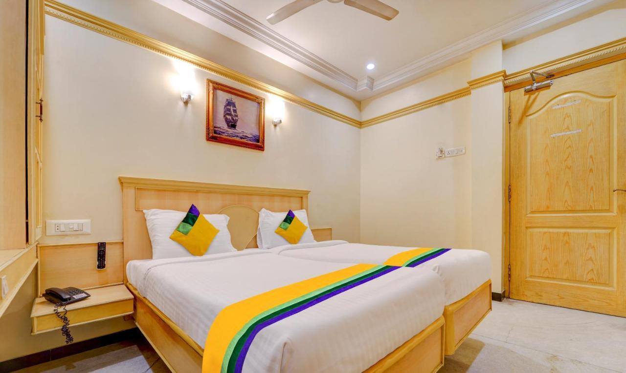 Itsy Hotels Coastal Grand Sathyam Fort Exterior photo
